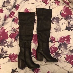 Over the knee black pleather boots Aldo
